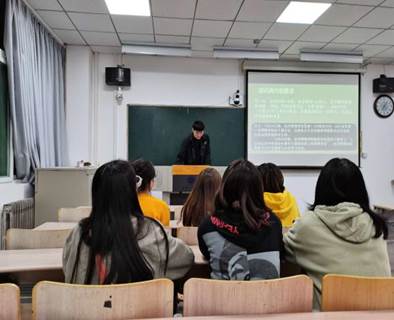10.28 365上市公司官网科学技术协会顺利开展通讯稿写作培训活动